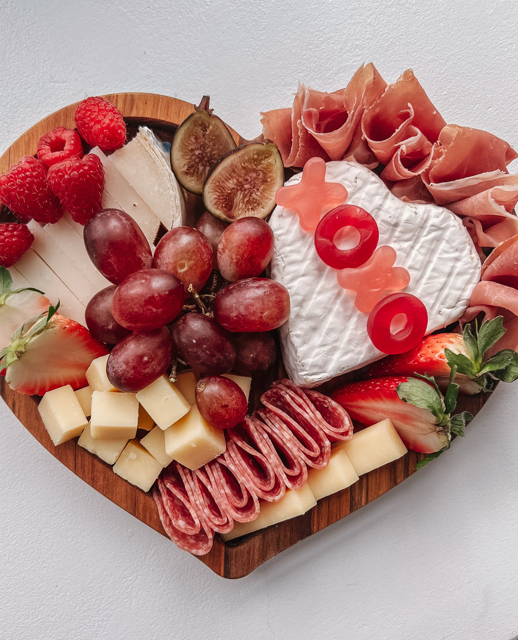 Valentine's Day Charcuterie - [Feb 07-15 only]